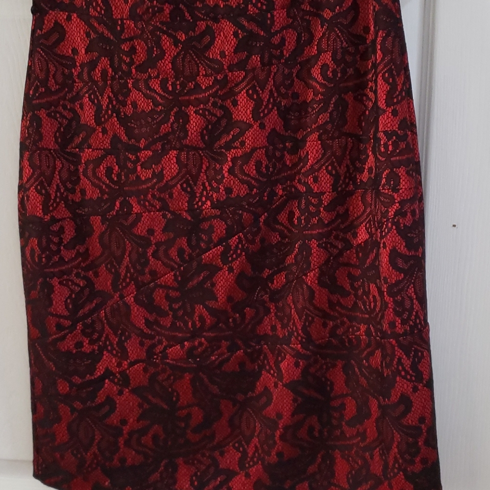 Dress - Picture 3 of 9